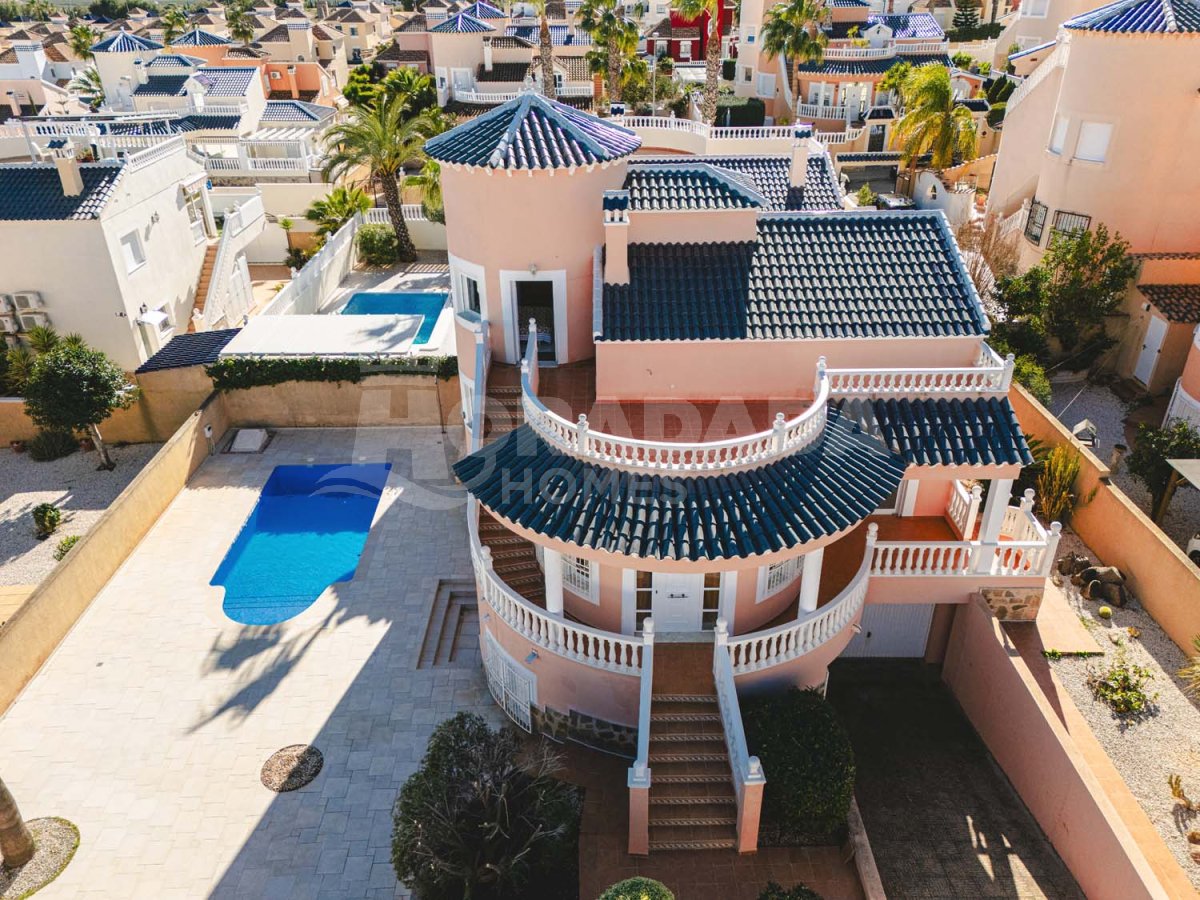 Villa in Pinar de Campoverde