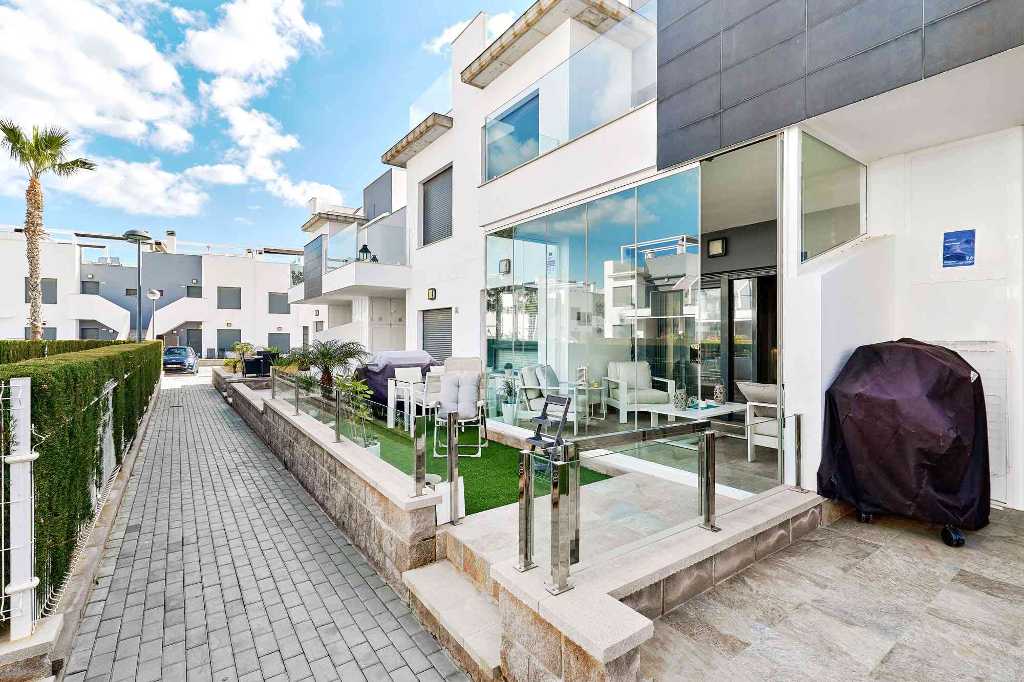 Apartment for sale in Pilar de la Horadada by Pinar Properties