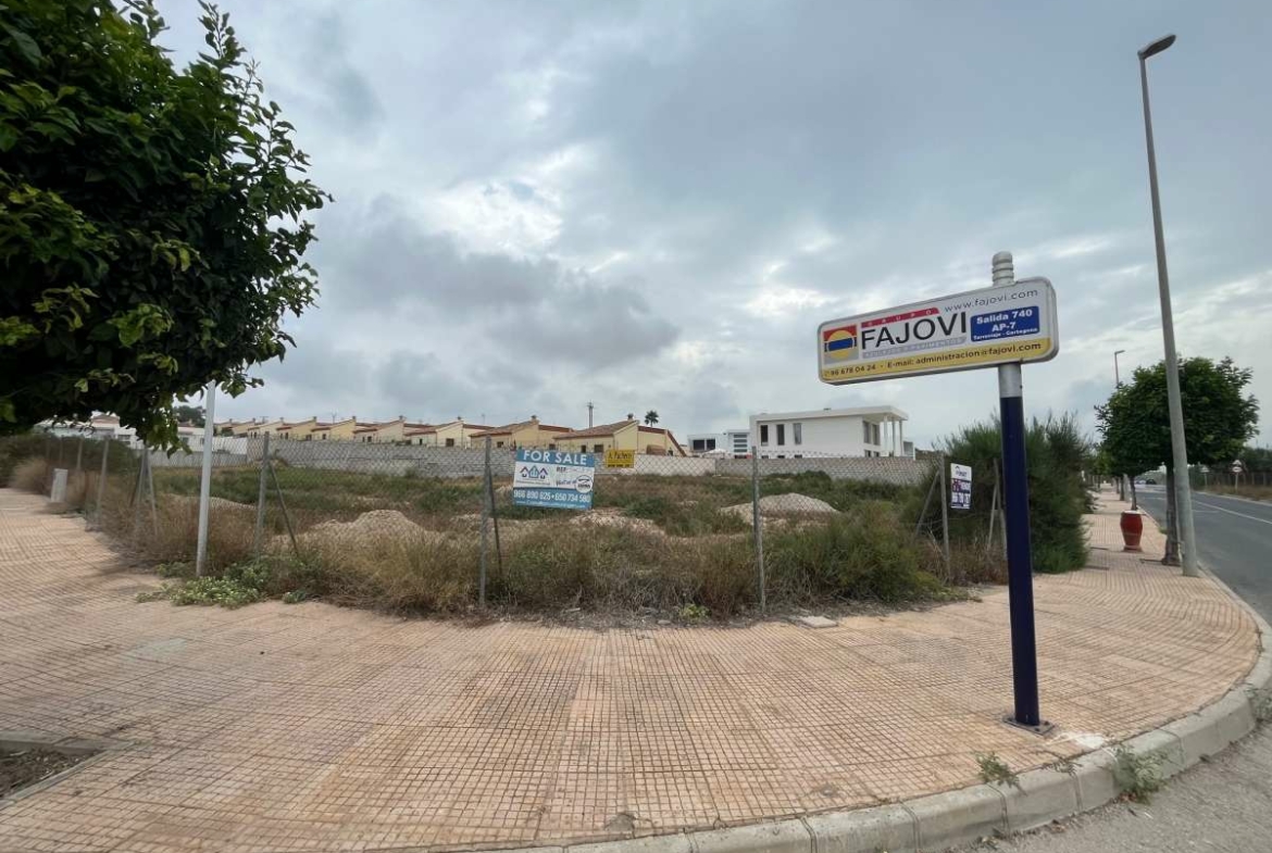 Plot for sale in San Fulgencio by Pinar Properties