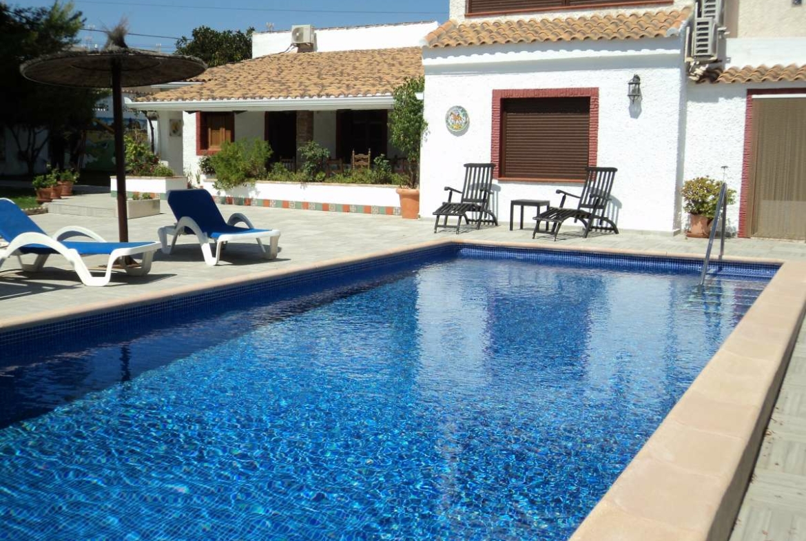 Villa for sale in Cabo Roig by Pinar Properties