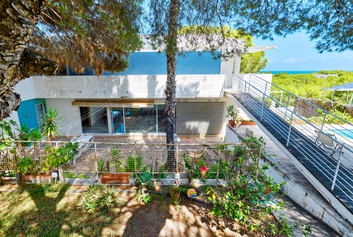 villa for sale in Orihuela Costa by Pinar Properties