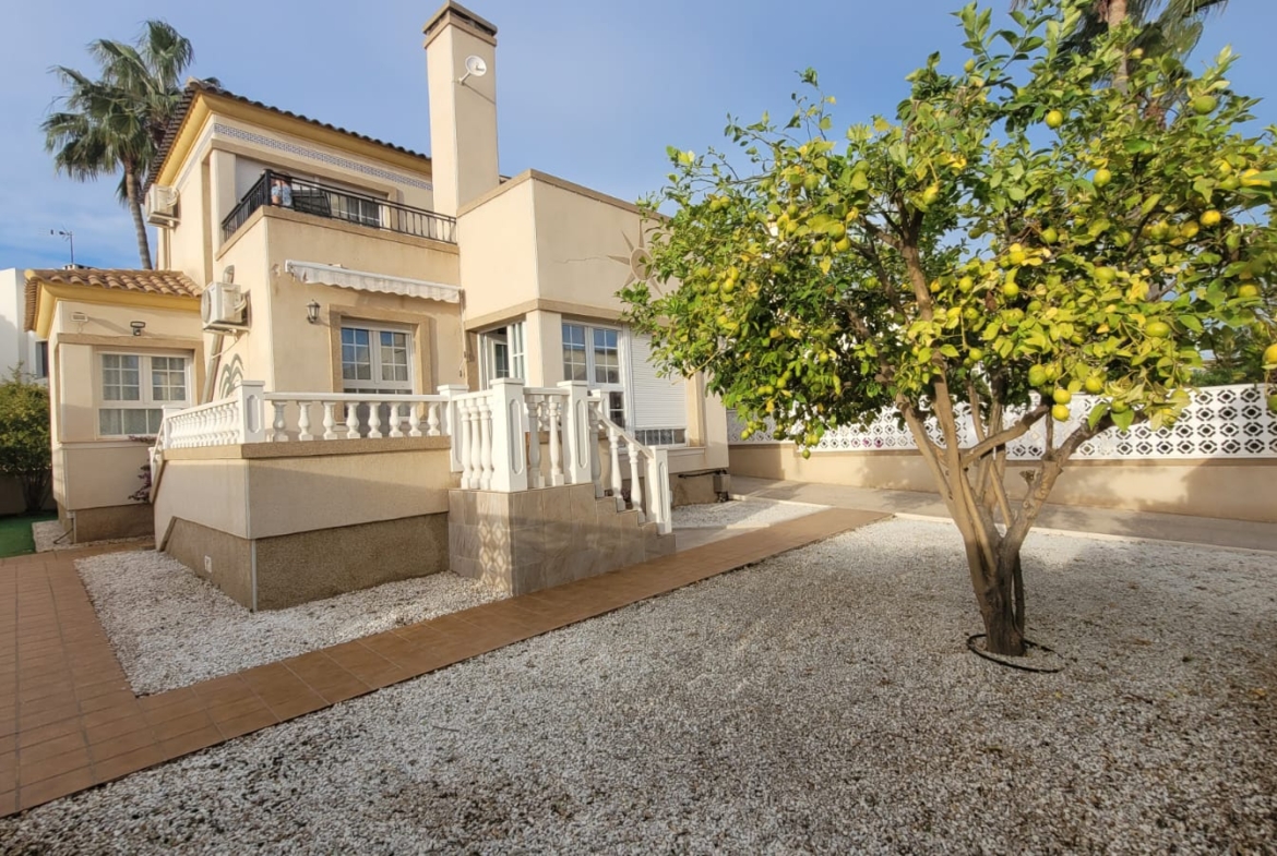 Villa for sale in Orihuela costa by Pinar Properties
