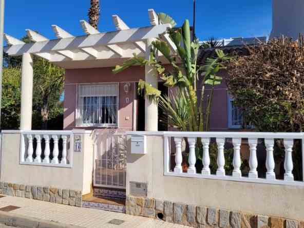 Terraced house for sale in Pilar de la Horadada by Pinar Properties